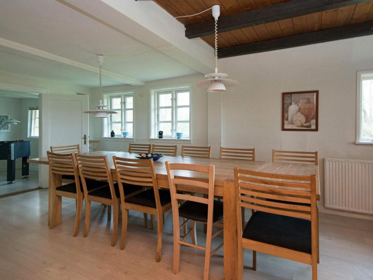 15 Person Holiday Home In Hundslund Экстерьер фото